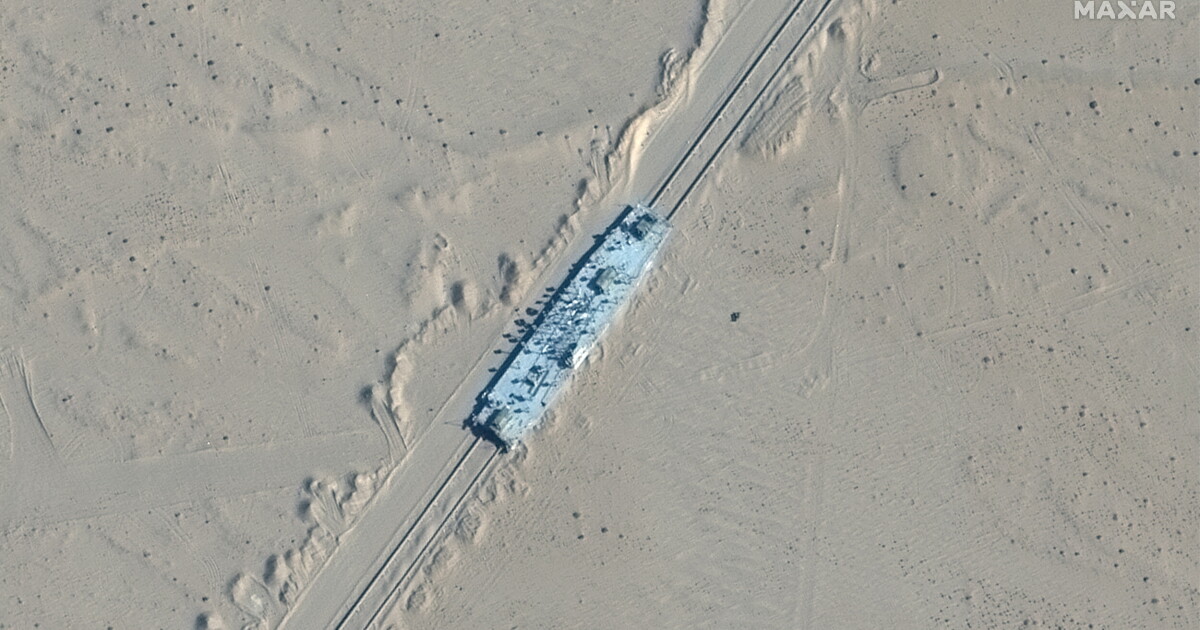 Fant «hangarskip» i ørkenen