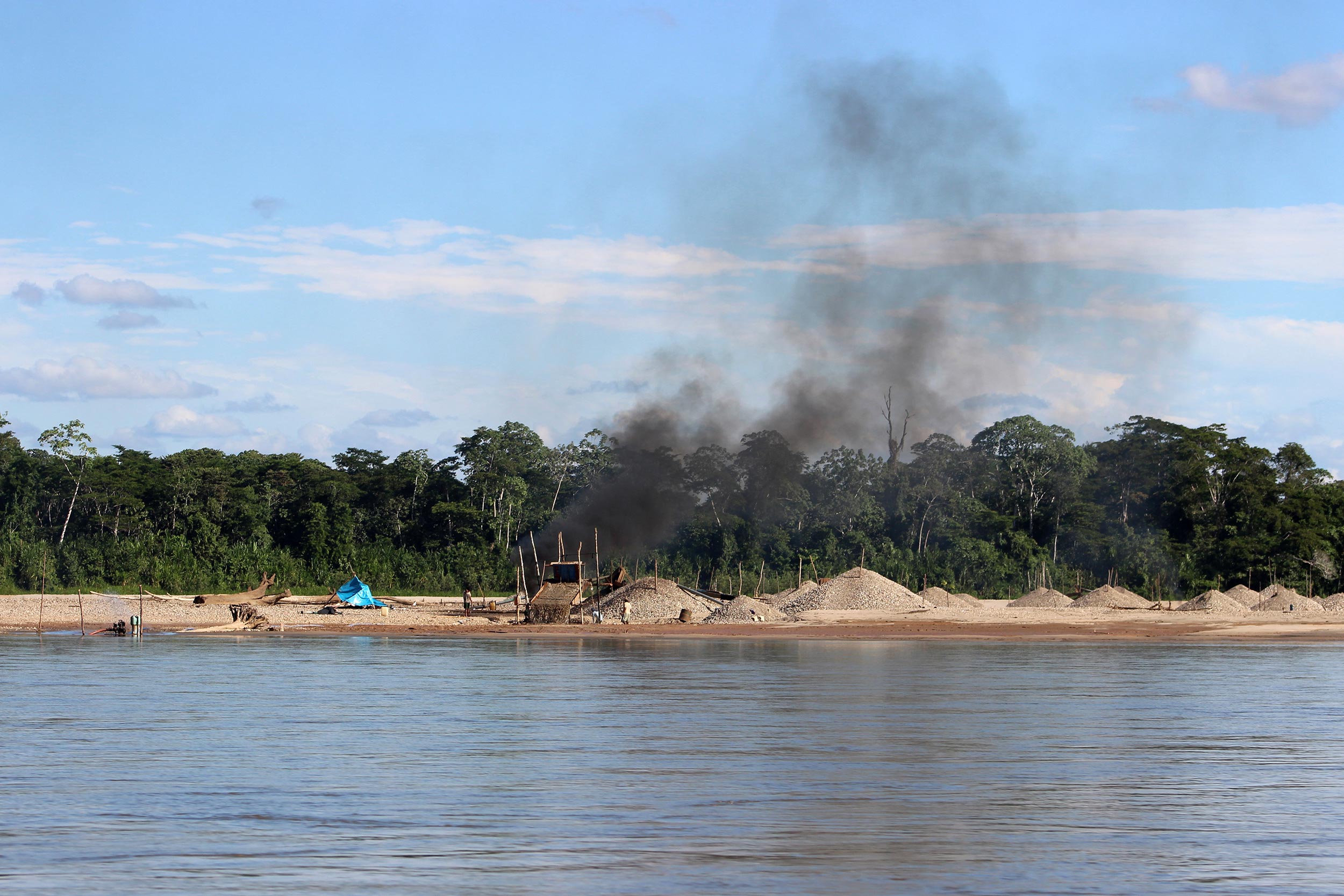 Illegal Gold Mining in Peruvian Amazon Turns Pristine Rainforests Into Heavily Polluted Mercury Sinks