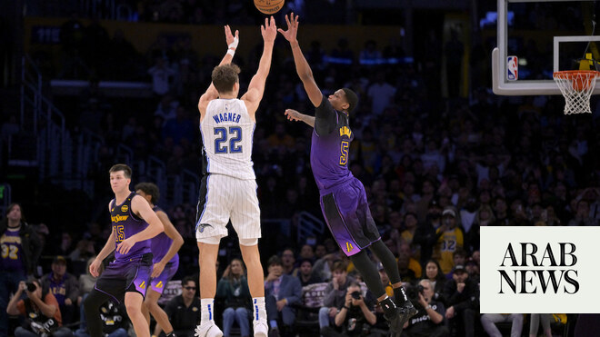 Wagner puts on a late show as Magic stun Lakers