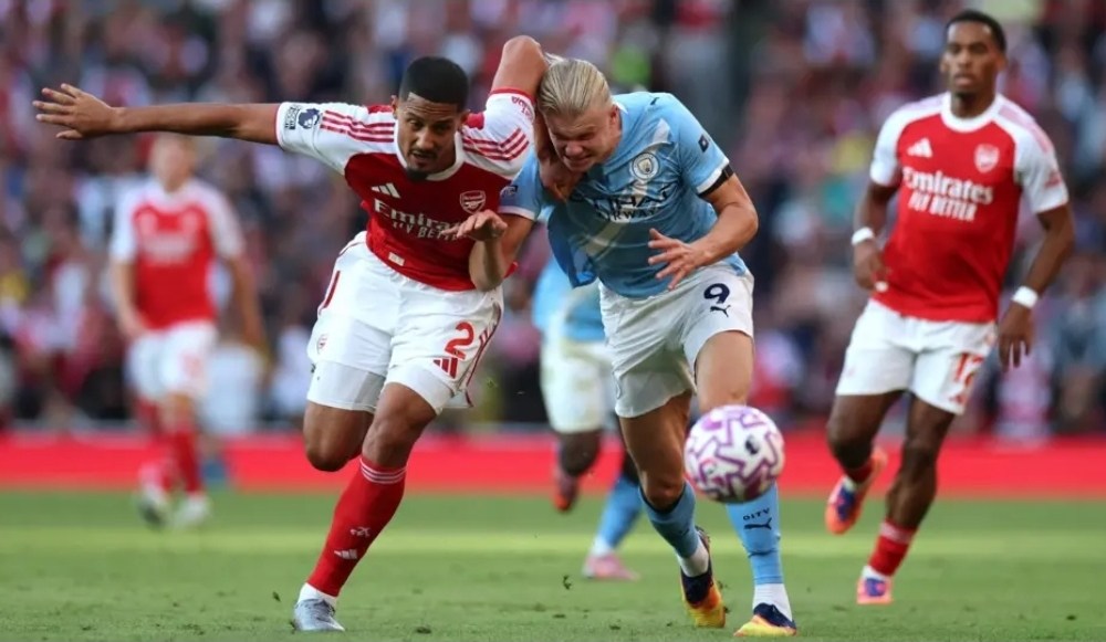 Arsenal snatch late draw in Man City clash