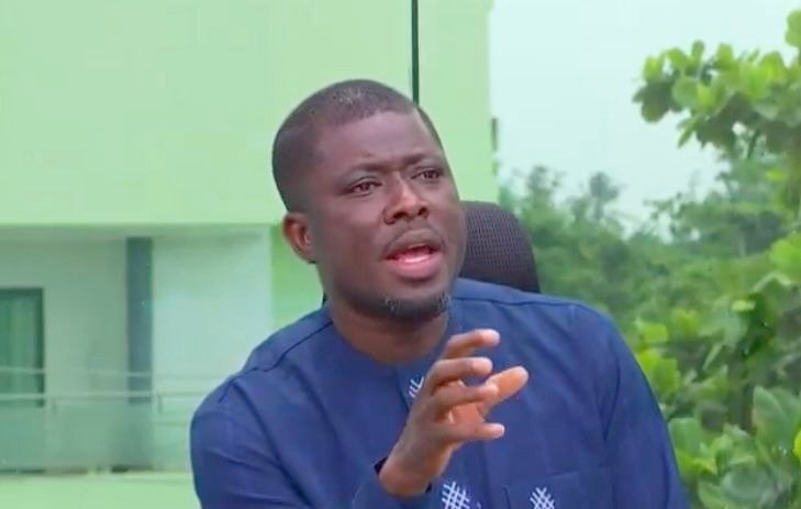 Elikem Kotoko backs education minister on hairstyle rules in schools