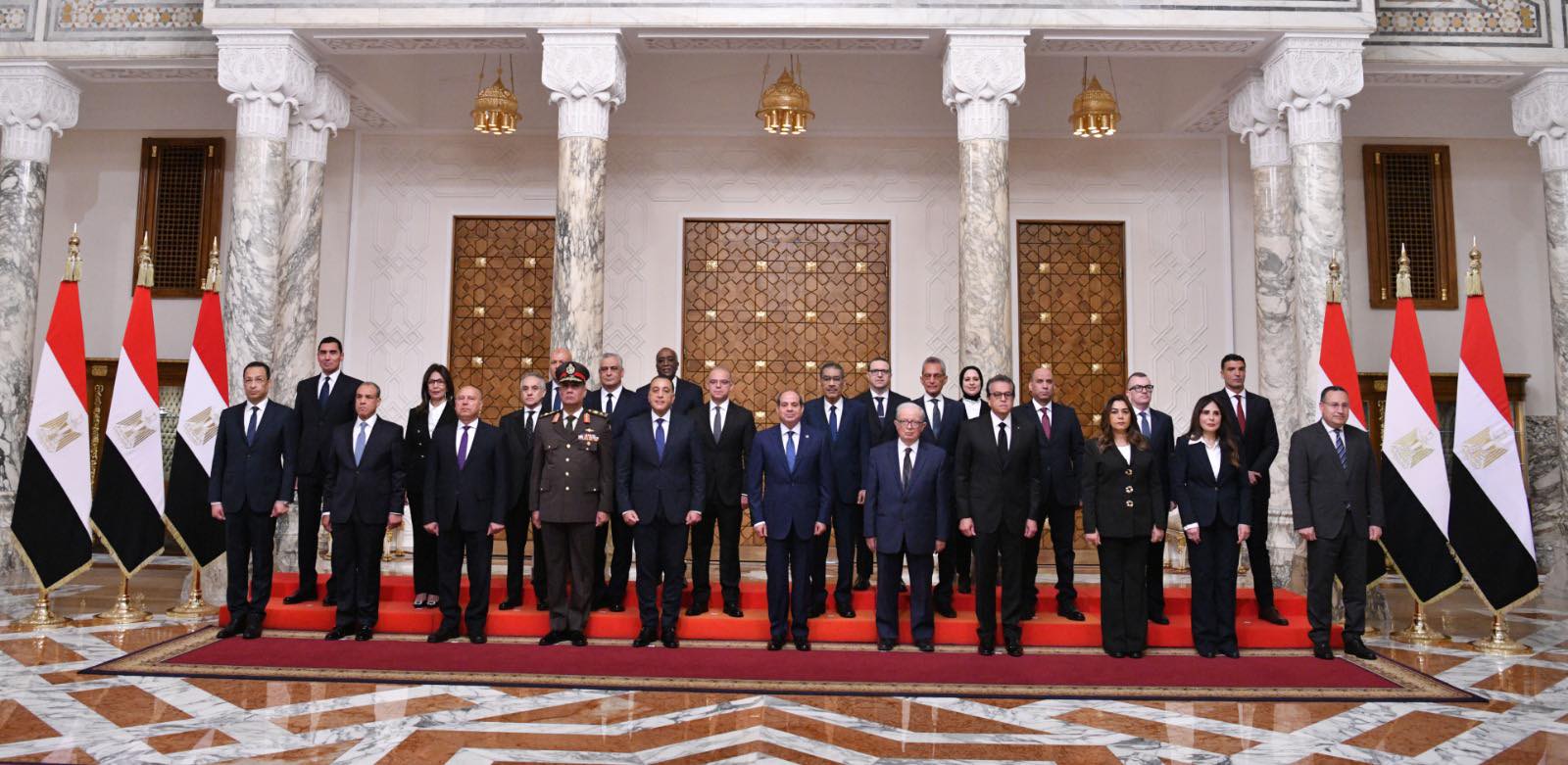 Al-Sisi oversees swearing-in of new ministers following cabinet reshuffle
