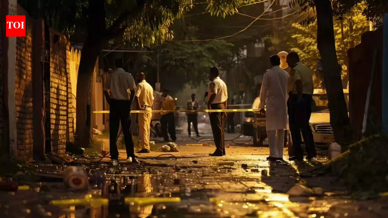 Shots fired at history-sheeter’s house in Bhopal; son injured, miscreants also open fire at hospital