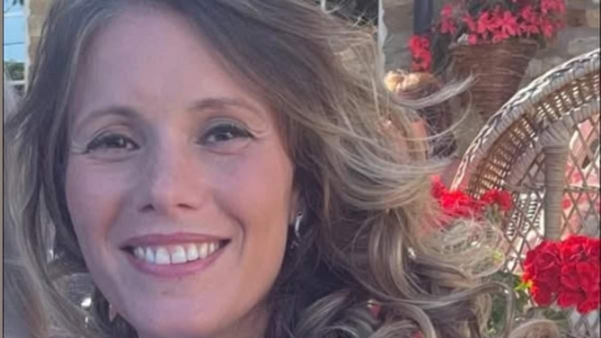 ‘Controlling’ husband accused of raping and murdering estranged wife before trying to cover it up threatened to kill suitor unless he paid £1,000, court hears